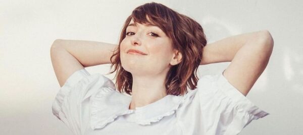 Milana Vayntrub Net Worth 2022