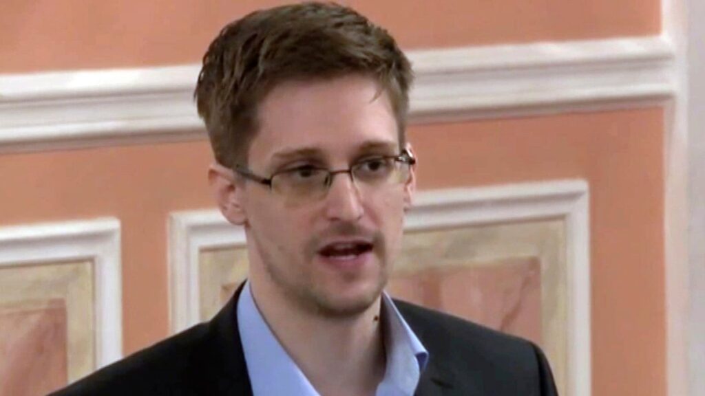 Putin grants Russian citizenship to US whistleblower Snowden