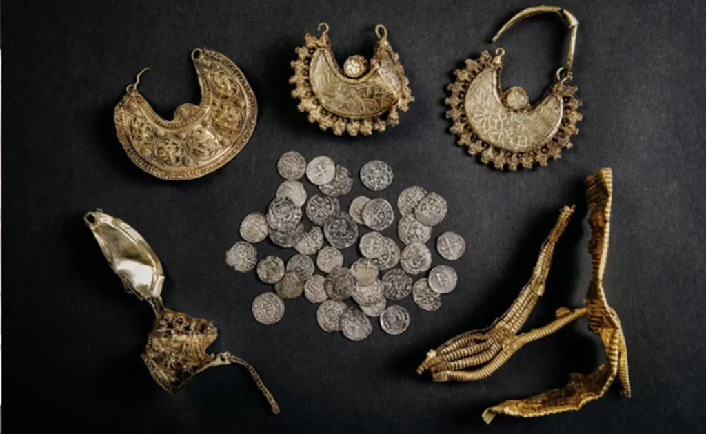 In Pics: 1,000-Year-Old Medieval Golden Treasure Discovered in Netherlands